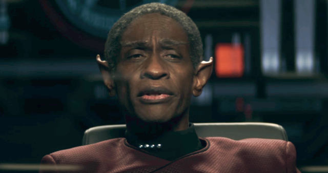 Un cambiante con le sembianze di Tuvok nel 2401P37